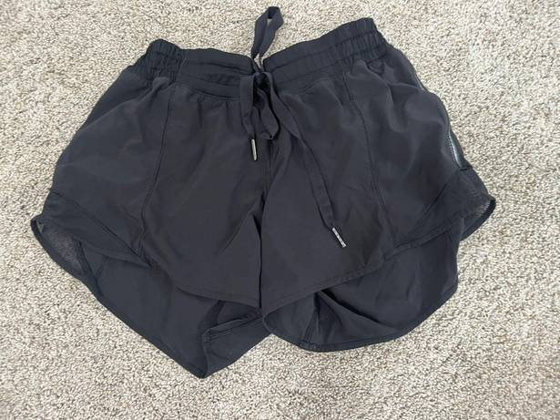 Lululemon Hotty Hot Shorts 4”