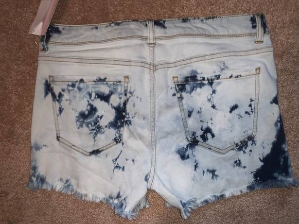 Chelsea and Violet Acid Wash Shorts