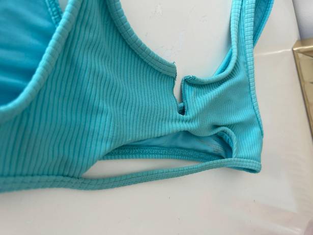 Frankie’s Bikinis Top Blue Ribbed Cut Out