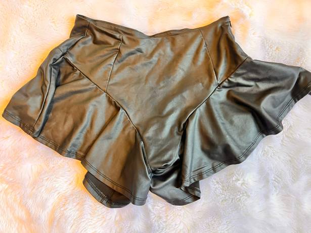 SheIn Sexy Ruffle Hem Pleather-like Shorts