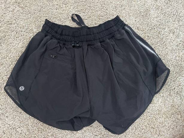 Lululemon Hotty Hot Shorts 4”