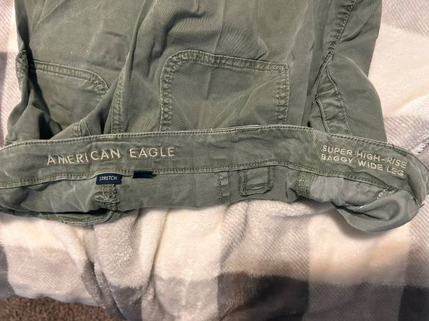 American Eagle AE Dreamy Drape Stretch Super High-Waisted Cargo Baggy Wide-Leg Pant