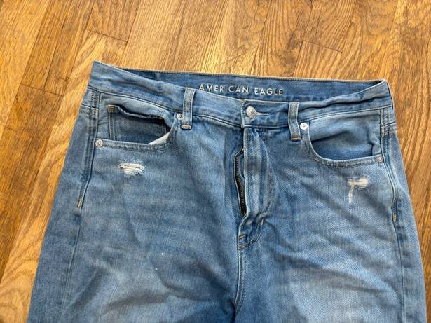 American Eagle Outfitters Mom Jeans