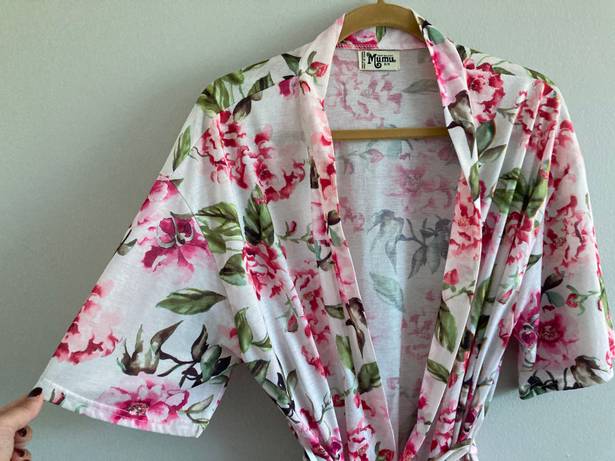 Show Me Your Mumu Pink Floral  Short Sleeve Robe.