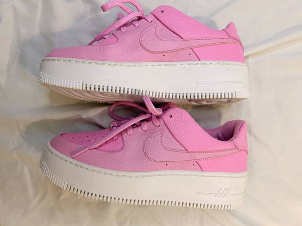 Nike Air Force 1 Sage Low Psychic Pink