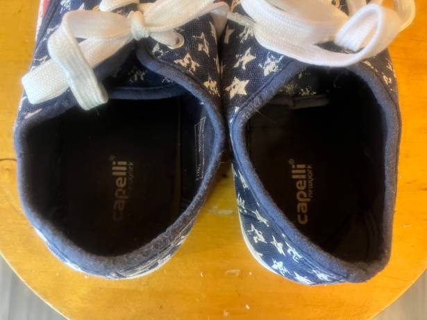 Capelli New York Women's  Size 6 American Flag Patriotic Casual Sneakers Shoes