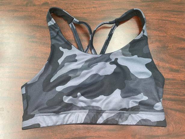 Old Navy Active Go-Dry Camouflage Sports Bra Size Medium