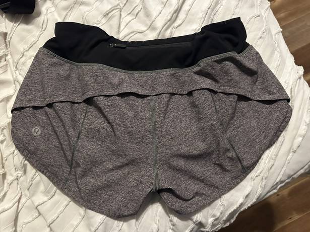 Lululemon Speed Up Shorts 2.5