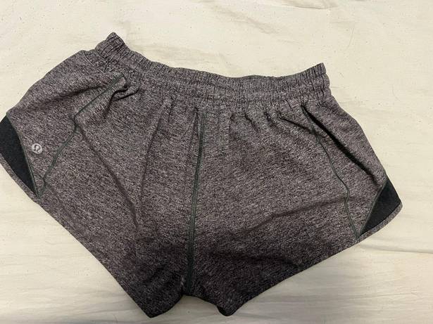 Lululemon Hotty Hot Short 2.5”