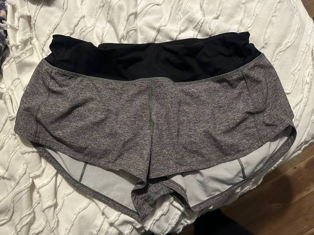 Lululemon Speed Up Shorts 2.5