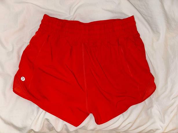 Lululemon Hotty Hot Short 2.5”