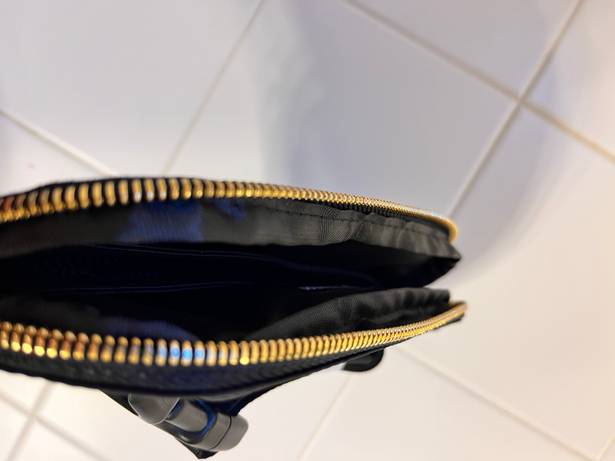 Lululemon Everywhere Belt Bag Black/gold