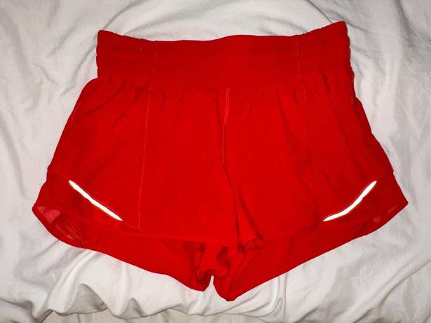 Lululemon Hotty Hot Short 2.5”