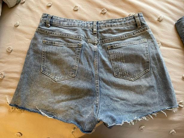 Pretty Little Thing Jean Shorts