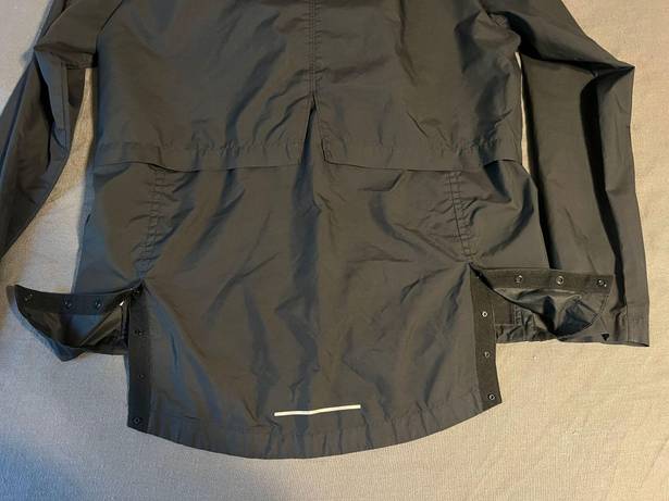 Nike Essential Women’s Running Jacket