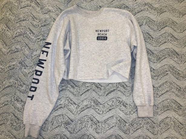 Brandy Melville Newport Crewneck