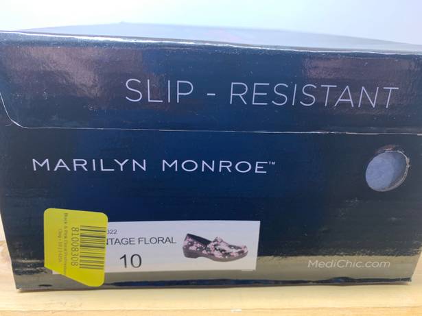 Marilyn Monroe Slip Resistant Sz 10 Multico clog