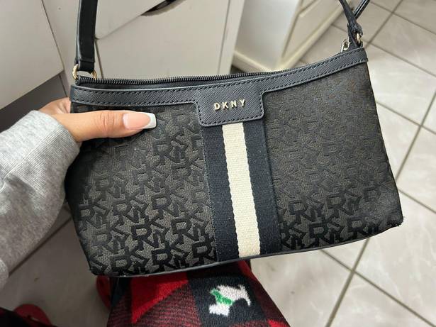 DKNY DYKY Shoulder Bag