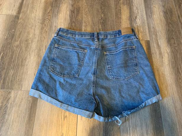 American Eagle Highest Rise Cross Over Mom Jean Shorts