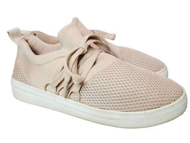 Big Buddha  Womens Size 6.5 Pale Pink Lace Up Sneaker Gym Shoes