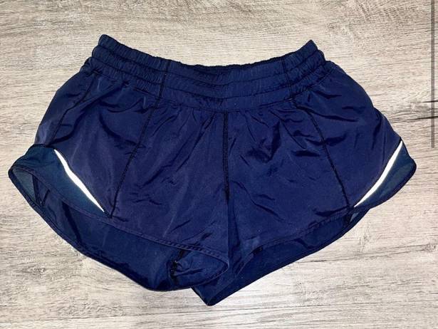 Lululemon Hotty Hot Shorts 2.5”