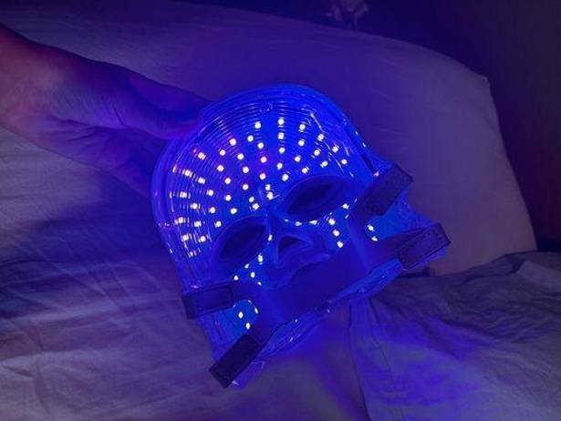 Red Light Therapy Mask