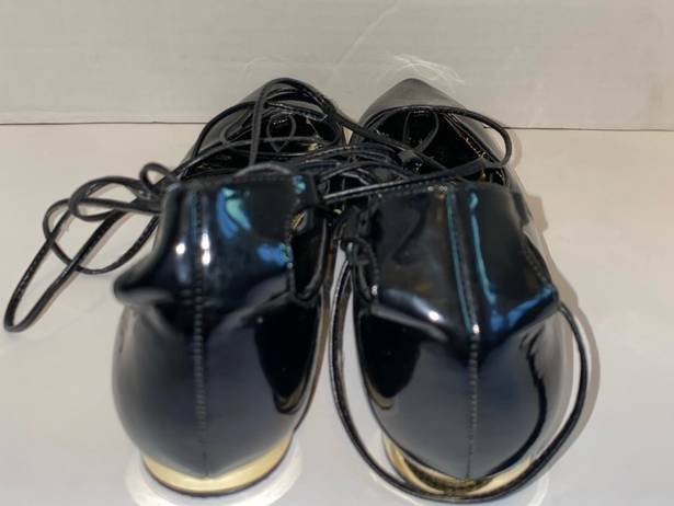 Guess Flat Women's Shoes Size 6.5