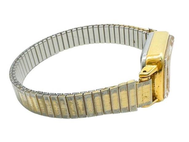 Seiko  Women's Wristwatch Rectangle Manual Wind Analog Silver and Gold
