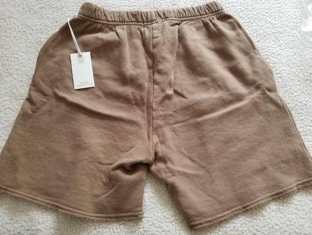 Good American  Raw Edge Hem Sweat Shorts Color: PUO1 Brown/Tan Size 2 = M