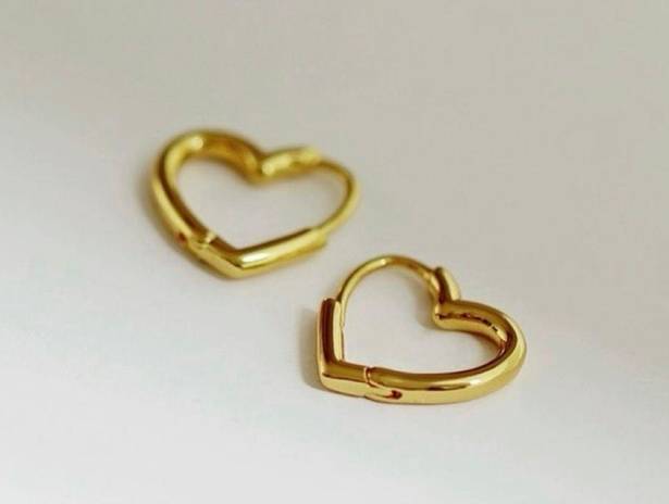 Love Heart Stud Earrings for Women Simple Style Gold