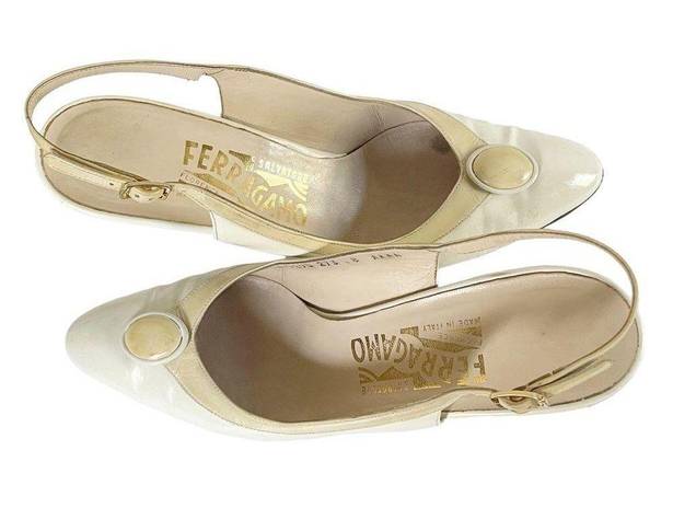 Salvatore Ferragamo Vintage Ferragamo Slingback Heels White & Bone Leather Women’s Size 8 Pump Italy