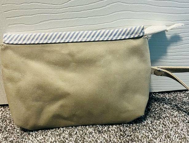 Tommy Hilfiger  beige wristlet