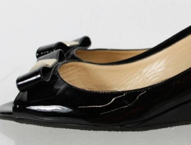 Kate Spade  Black Bow Wedge size 7B