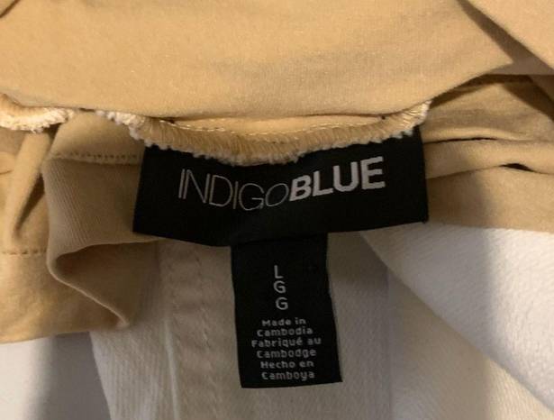 Indigo Blue  crop maternity pants size Large NWT