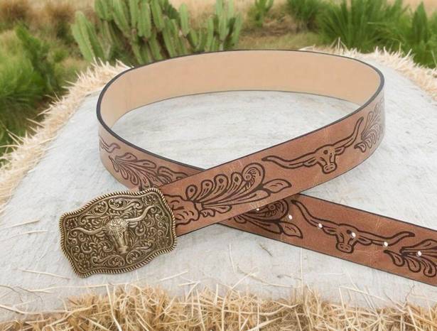 Western Bull Head Buckle Unisex Belt Vintage Style Embossed 37” Faux Leather Tan