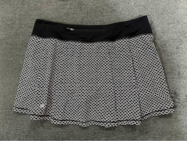 Lululemon  Pace Rival Black & White Print Tennis Skirt Size 10 EUC