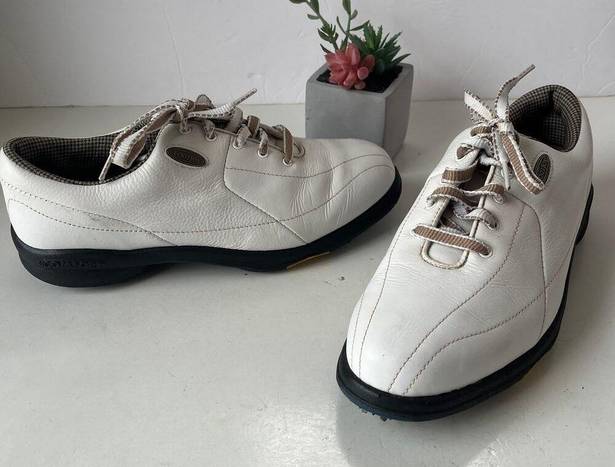 FootJoy  Extra Comfort Golf Womens Shoes Size 7.5W White 98599 Lace Up Spikes