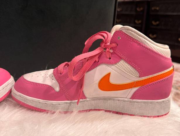 Nike Air Jordan 1 Mid Pink Orangsickle