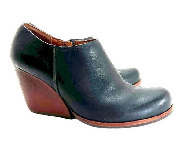 Kork-Ease  Holmes Black Leather Wedge Booties