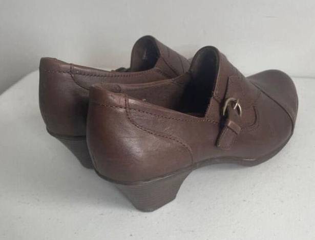 Earth Origins Women's  Brown Leather Heels Clogs Size 8.5 M EUC!