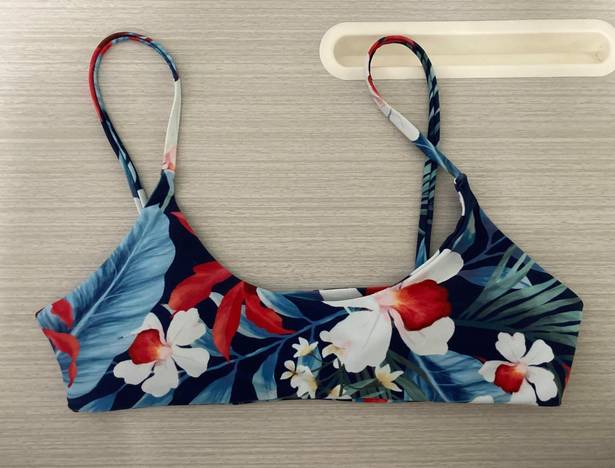 Vaya Island Leaf Print Bikini Top