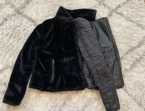 Guess Reversible  Puffer / Fur Jacket