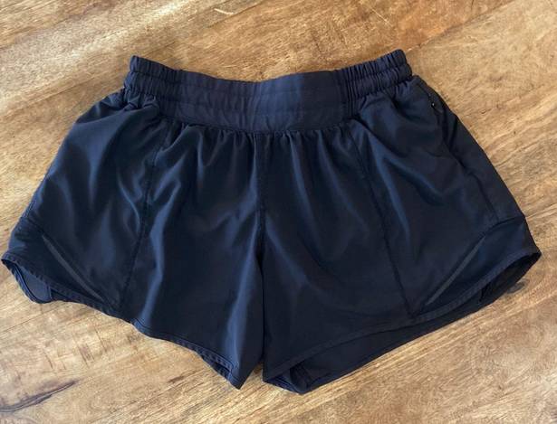 Lululemon Hotty Hot Shorts 4”