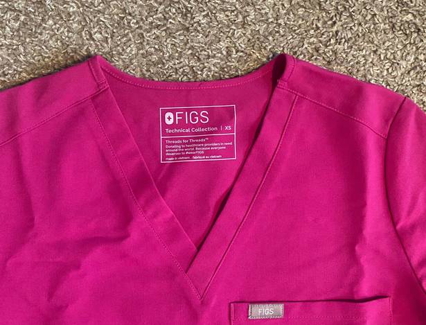 FIGS Scrubs Set Limited Edition Raspberry Sorbet