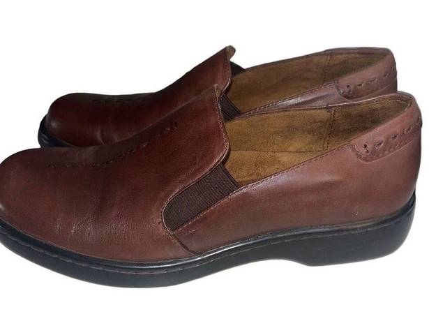 Auditions  Melody slip on leather shoes 8.5