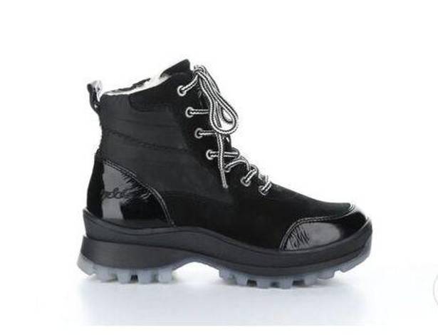 Krass&co NWOB Bo’s &  By Fly London Dacks Waterproof Boots