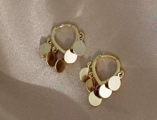 Metal Disc Tassel Gold Hoop Earrings for Women