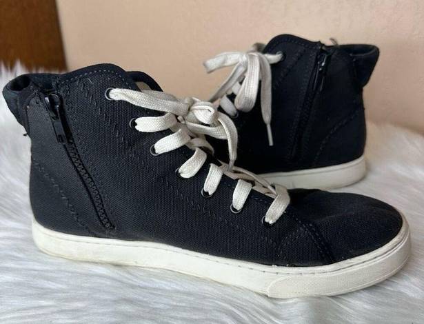 Olukai  Pilahi Women's High Top Sneaker Size 10