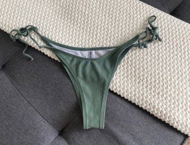 Ribbed Cheeky Bikini Bottoms Green Size M