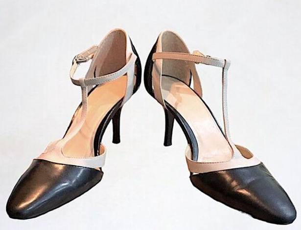 Loft Ann Taylor  T-Strap Pointed Toe black and beige Heels Size 7